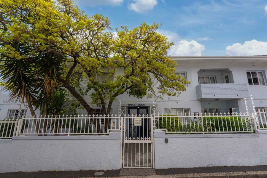 2 Bedroom Property for Sale in Oranjezicht Western Cape